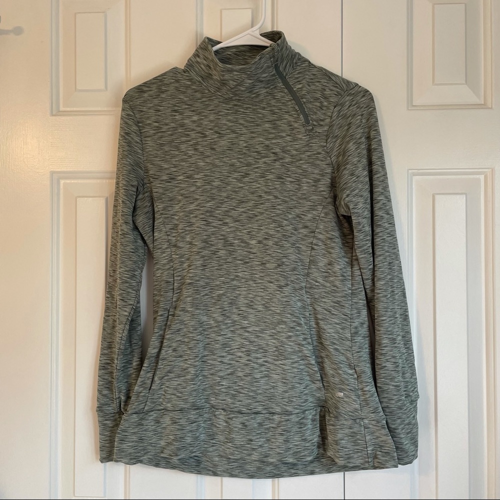 Marika fleece-lined athletic pullover